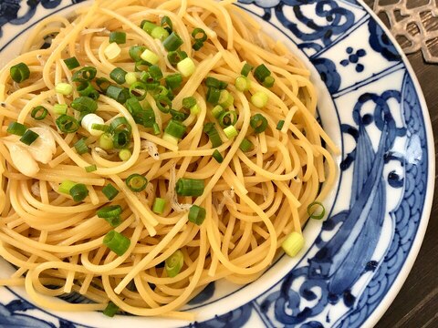 じゃこのガーリックオリーブ醤油パスタ